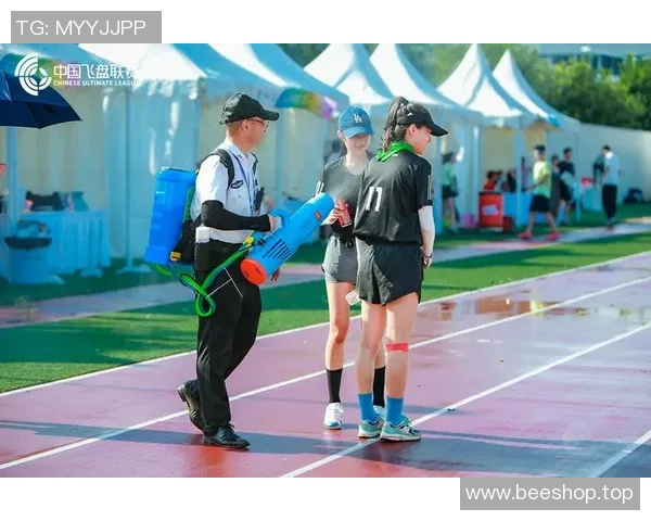 黄静独家分享飞盘技巧与心得体会助你提升飞盘水平的秘籍